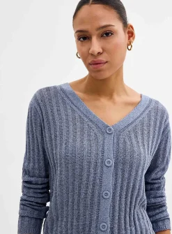 Natural texture fine-knit sweater