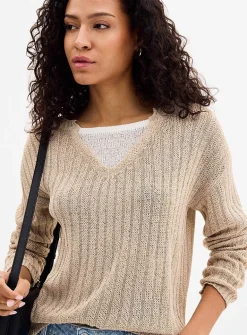 Natural texture overlaid effect sweater