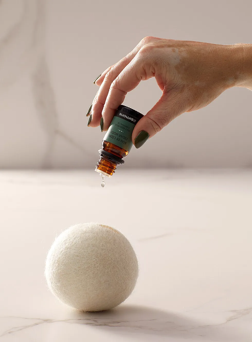 Natural wool drying balls
