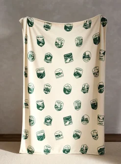 Nature-theme soft plush throw