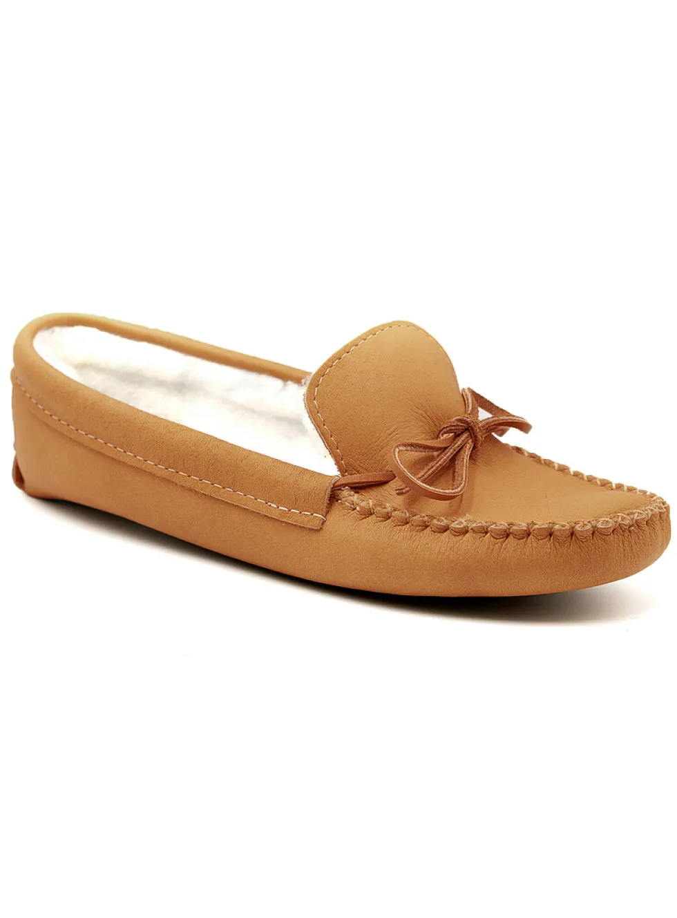 Ndënon (smoothness) lined moccasins