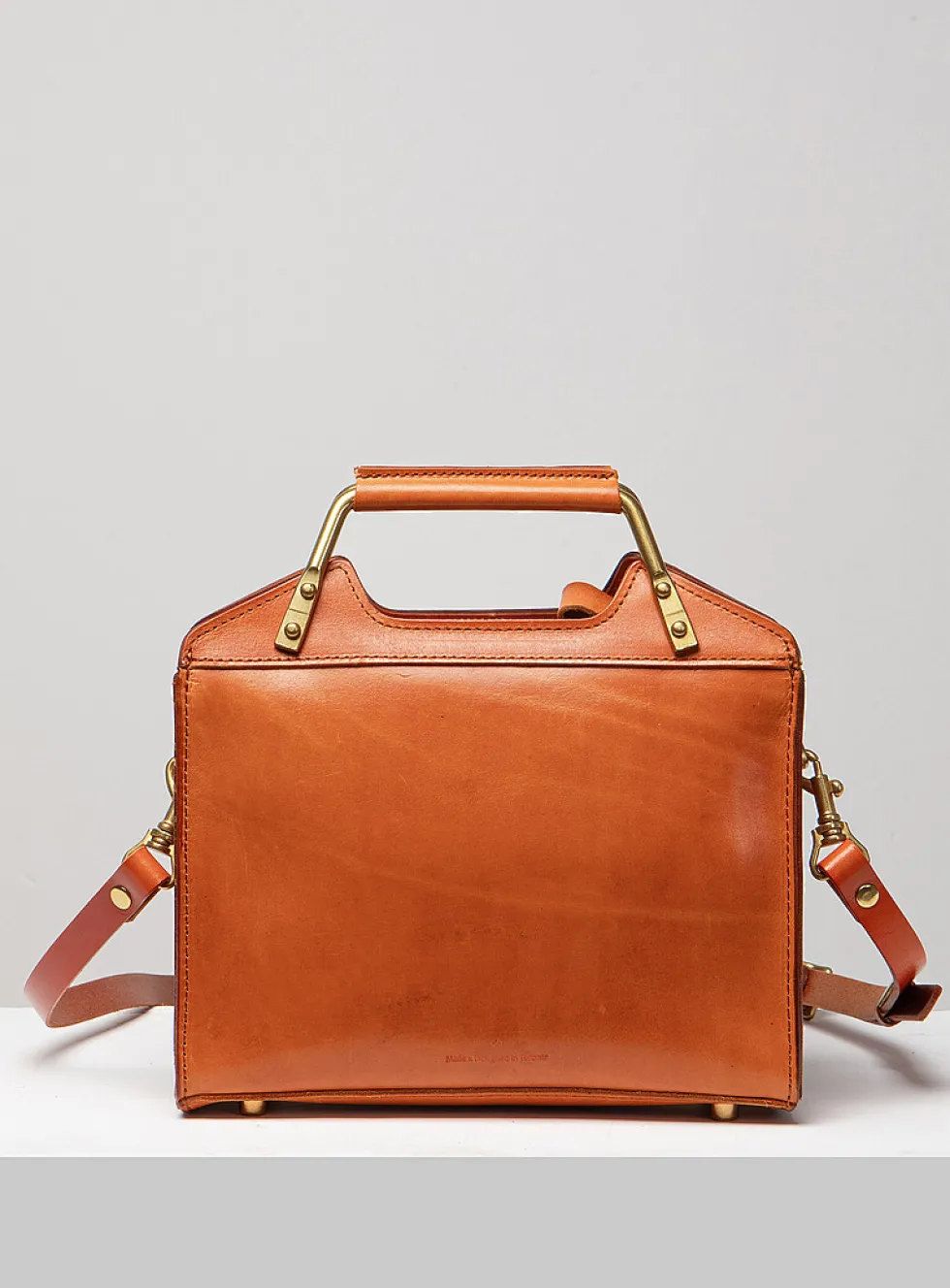 Neo retro small crossbody bag