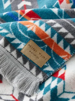 Nibi recycled fibre blanket