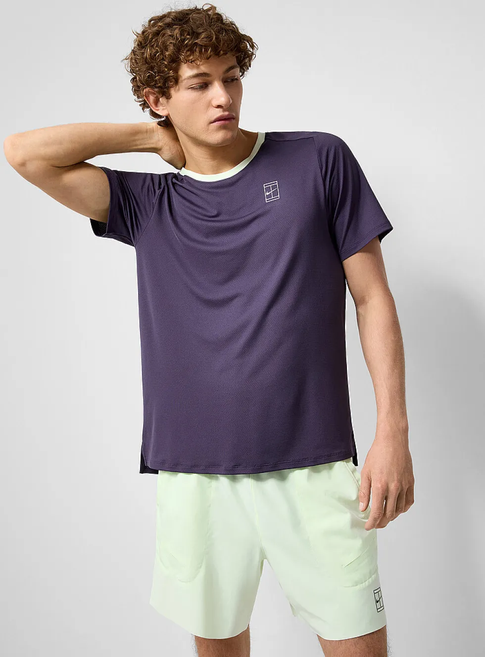 NikeCourt heritage emblem perforated jersey T-shirt