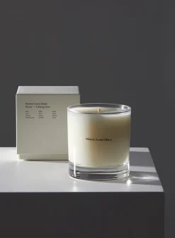 No. 03 L'étang noir scented candle