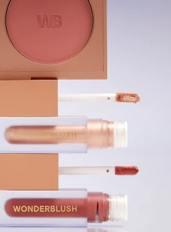 No. 1 minimalist make-up set