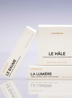 No. 2 minimalist make-up set