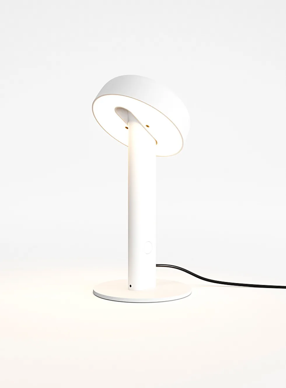 NOD tilting head table lamp