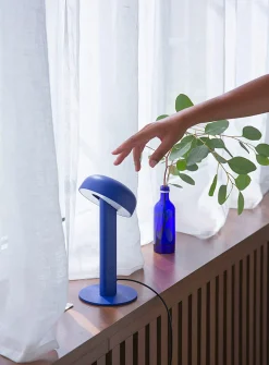 NOD tilting head table lamp