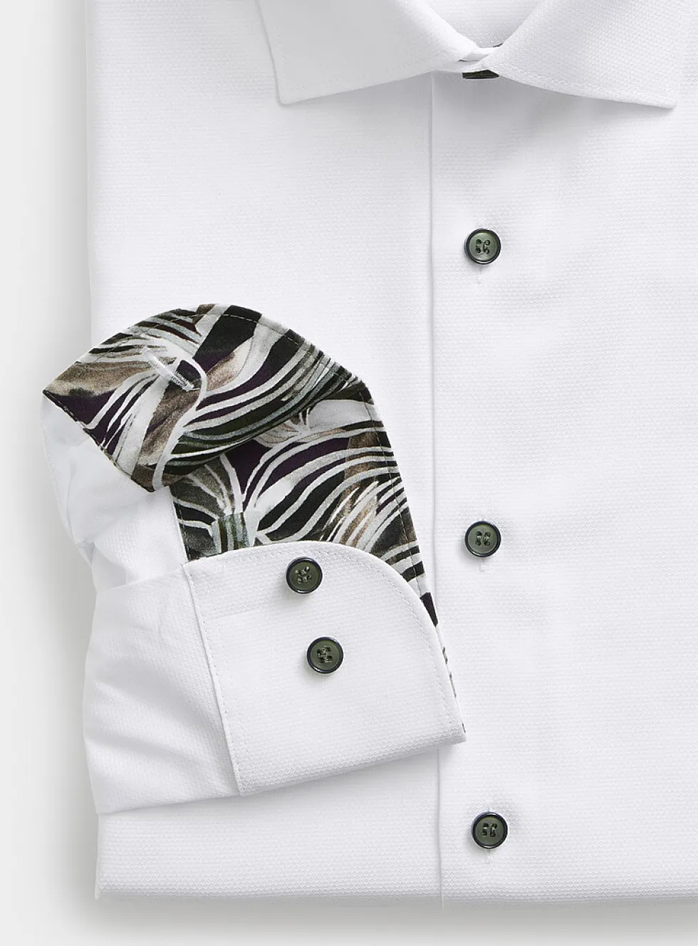 No-iron micro-pattern shirt