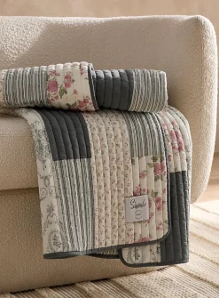 Nostalgic floral patchwork quilt