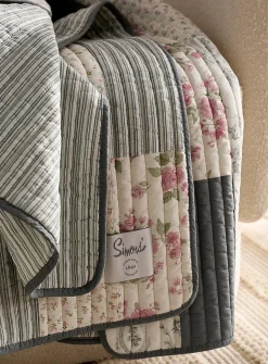 Nostalgic floral patchwork quilt