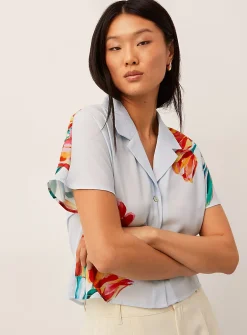 Notched collar boxy-fit blouse
