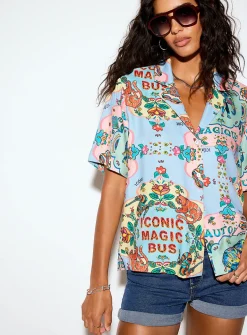 Notched collar boxy-fit blouse