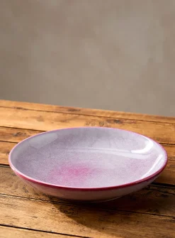 Nuanced red bowl