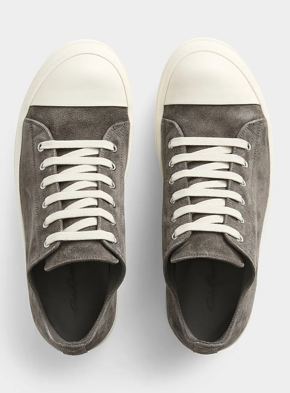 Nubuck low-top sneaker