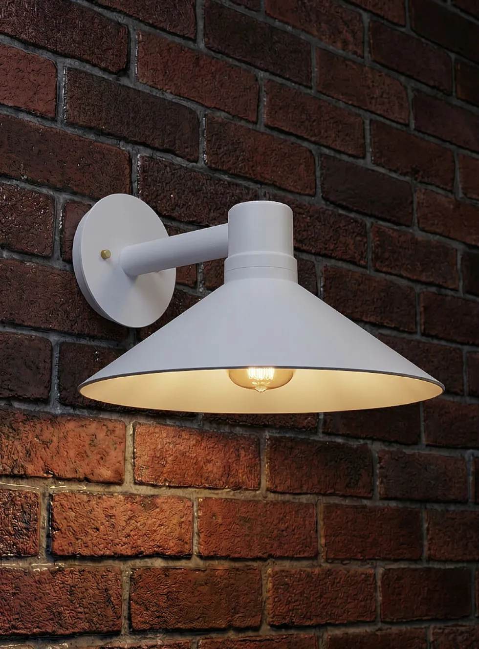 Oakland exterior wall sconce