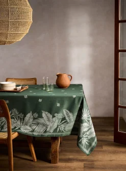 Oasis-border jacquard tablecloth