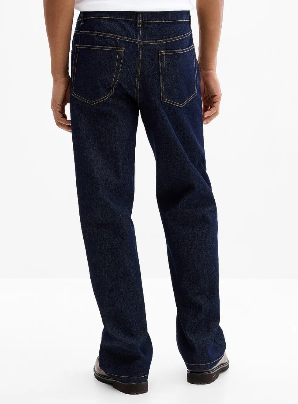 Ochre-topstitching indigo jean
