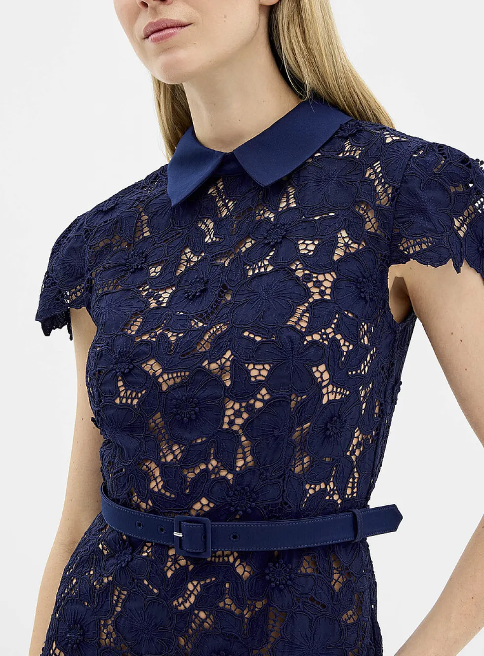 Openwork lace point-collar dress