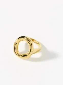Openwork solid ring