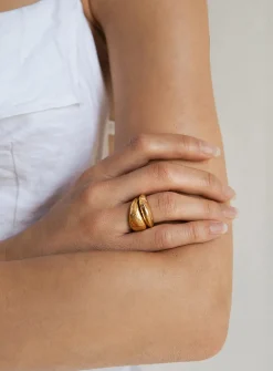 Opulent Crumble ring