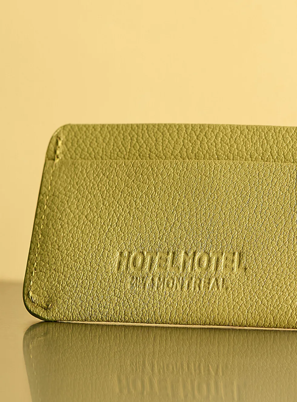 Opus leather card case
