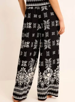 Ornamental pattern wide-leg pant