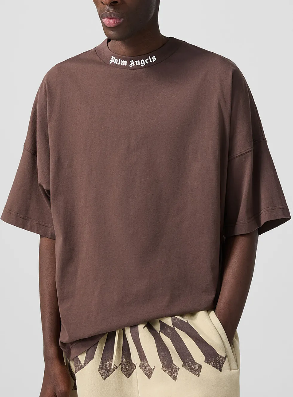 Oversized back-and-neck logo tee