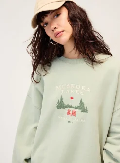 Oversized destination fleece sweatshirt