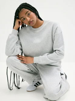 Oversized fleece crew-neck sweatshirt