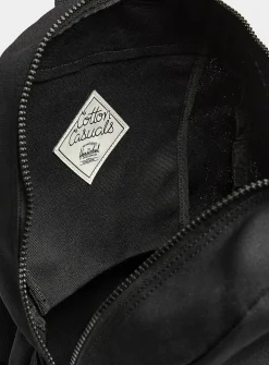 Pacific solid backpack