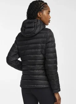 Packable hooded puffer jacket