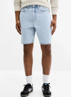 Pale blue jean Bermudas