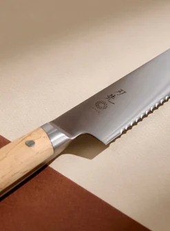 Pankiri beech wood bread knife
