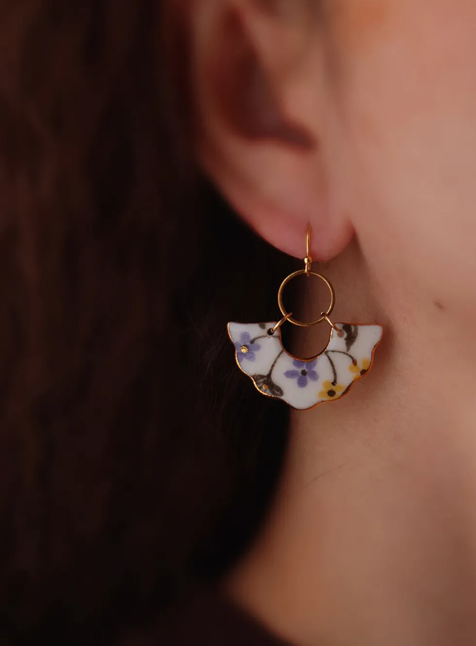 Papuru porcelain fan earrings