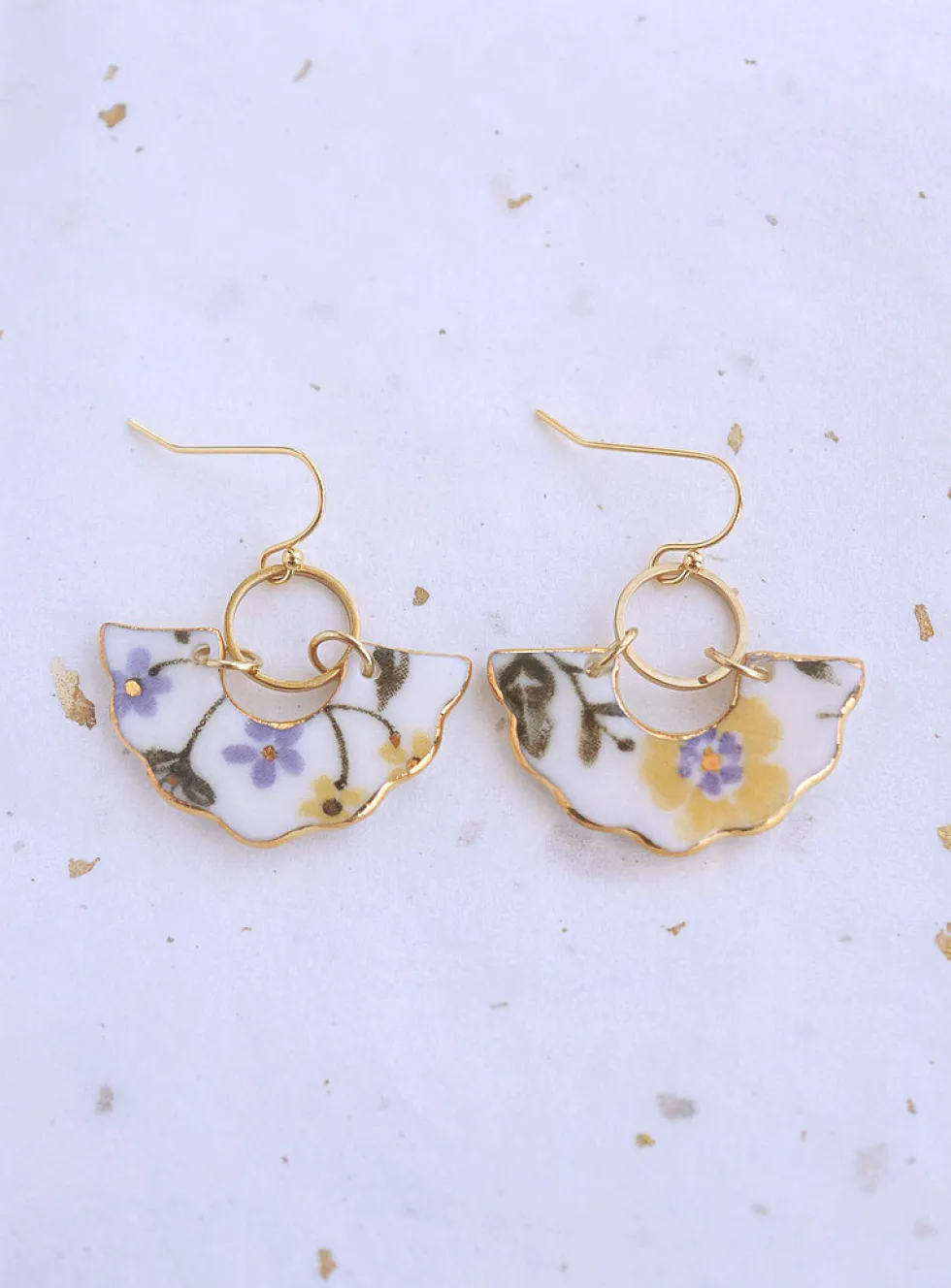 Papuru porcelain fan earrings
