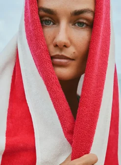 Parasol-stripe organic cotton beach towel