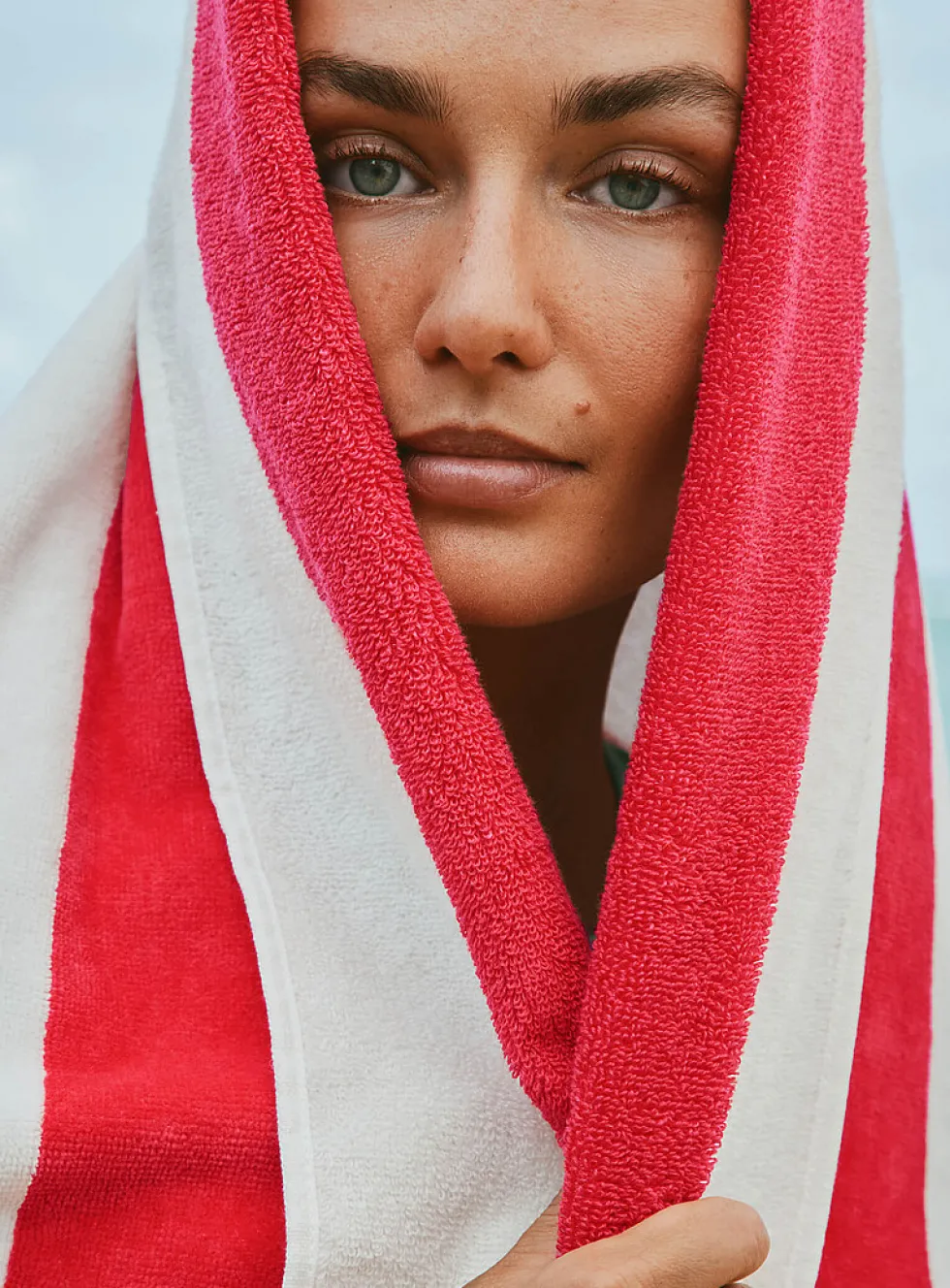Parasol-stripe organic cotton beach towel