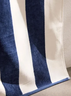Parasol-stripe organic cotton beach towel
