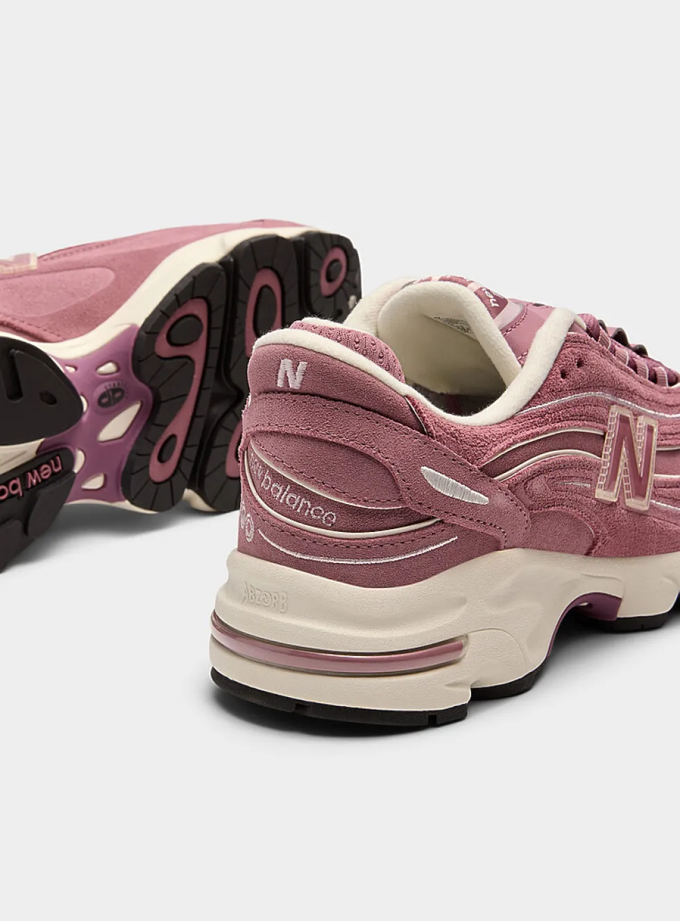 Pastel suede 1000 sneaker