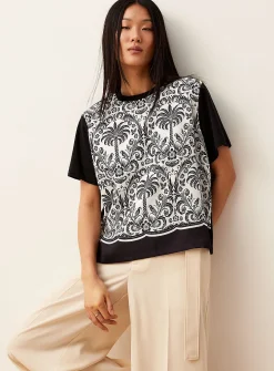 Patterned dual-material satiny T-shirt