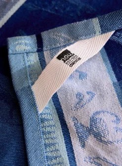 Patterned jacquard tea towel