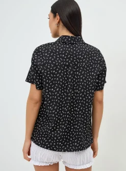 Patterned linen-blend shirt