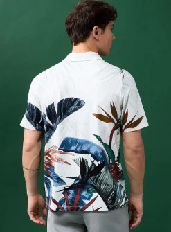 Patterned textured golf polo
