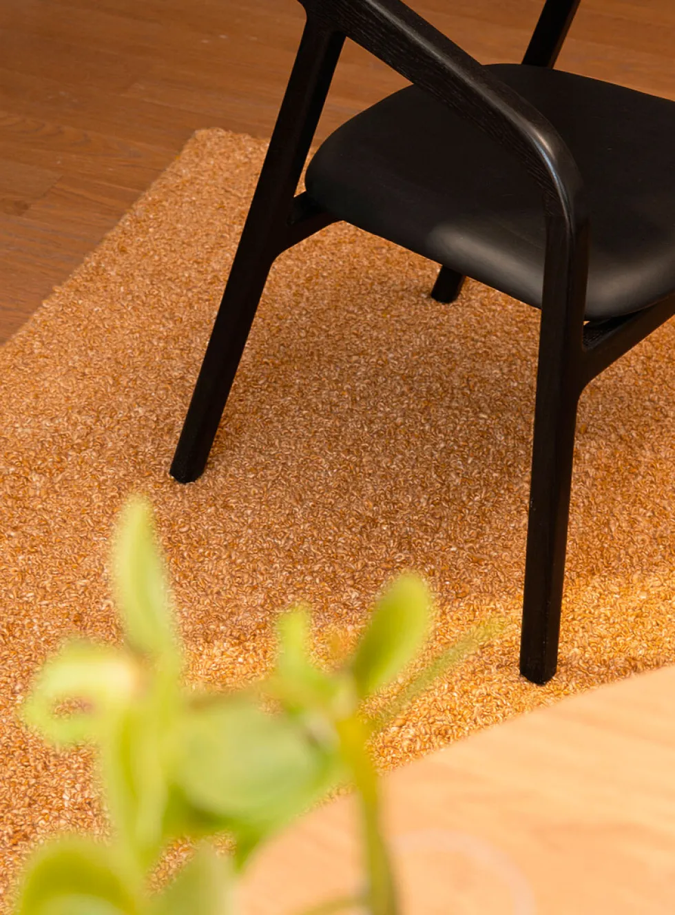 Pearl grey bouclé artisanal rug