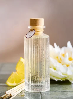 Peony and lilac grooved reed diffuser