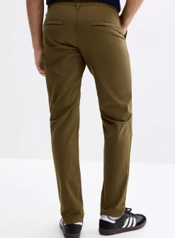 Performance chinos