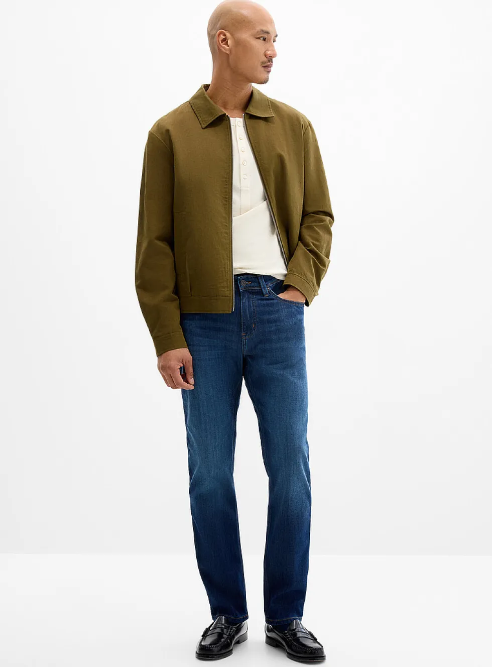 Performance lightweight denim jean