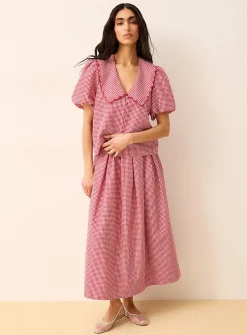 Peter Pan collar balloon-sleeve seersucker blouse